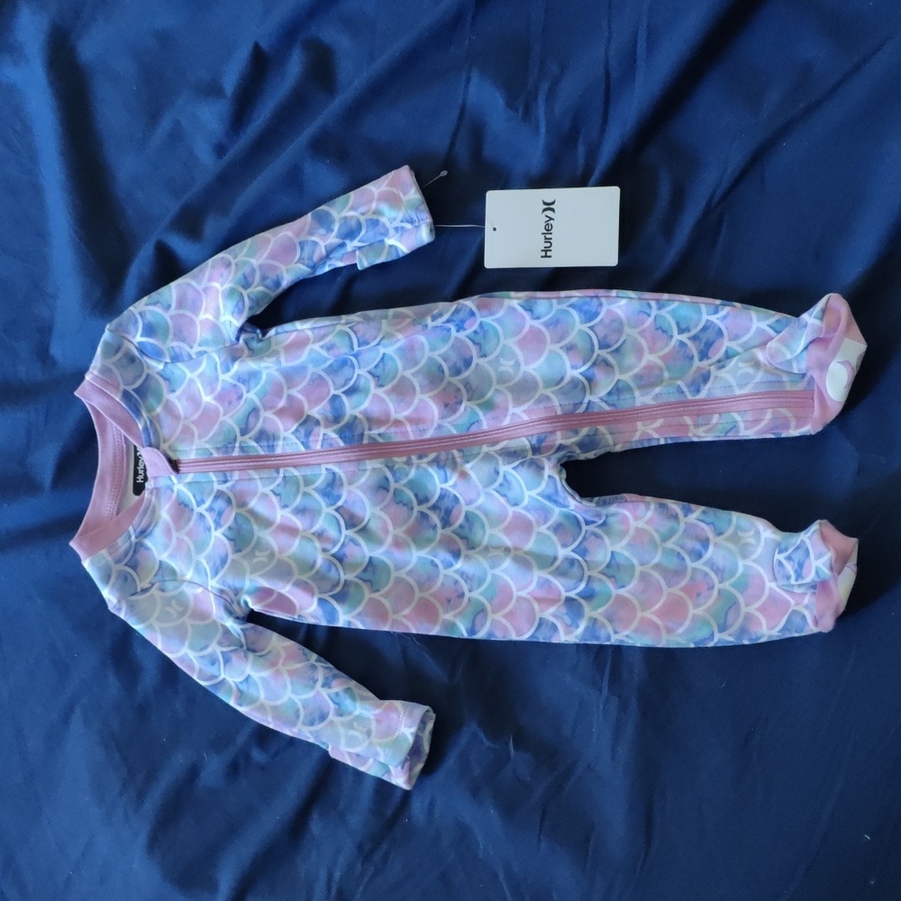 Hurley 3M onsie